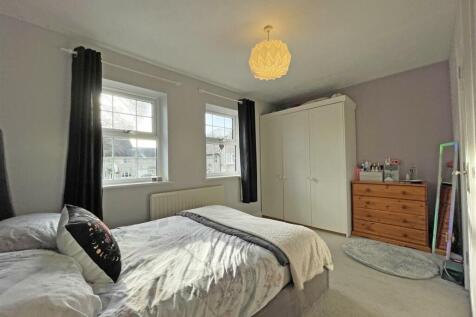 Temeraire Road 16 - Bed 3.jpg