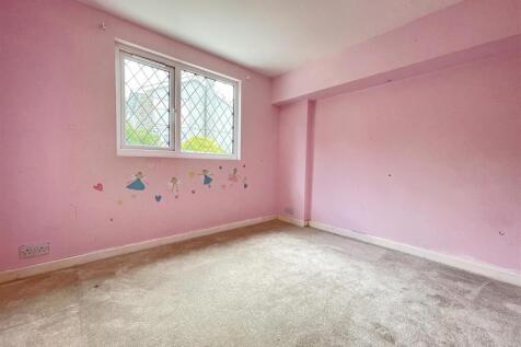 Hollow Hayes - New Bedroom Three.jpg