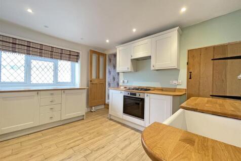 Hollow Hayes - New Kitchen.jpg