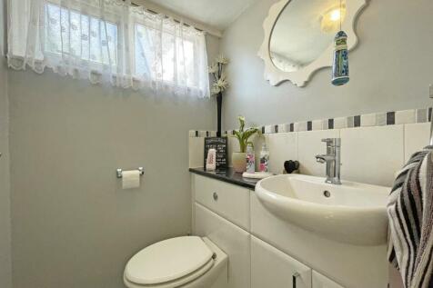 Beaumaris Road 113 WC.jpg