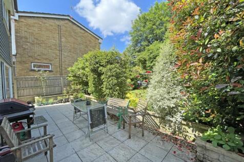 Beaumaris Road 113 Garden 5.jpg