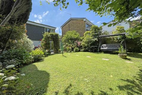 Beaumaris Road 113 Garden 3.jpg