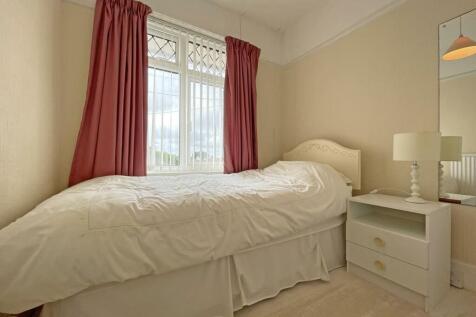 Bowden Park Road 47 Bed 3...jpg