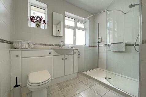Bowden Park Road 47 Shower Room.jpg