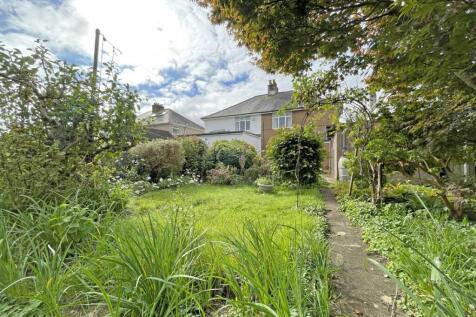 Bowden Park Road 47 Garden 2.jpg