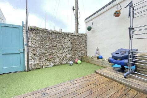 Maristow Avenue 46 Garden...jpg