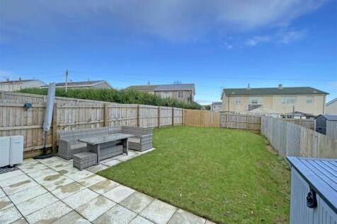 Lilford Gardens 20a - Garden 2.jpg