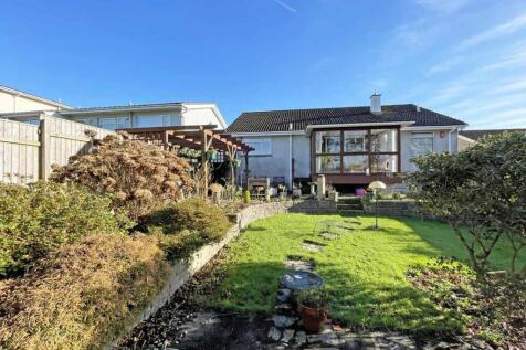 Yeomans Way 18 Rear 2.jpg