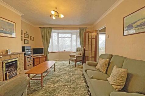 Severn Place 88 - Lounge Front...jpg