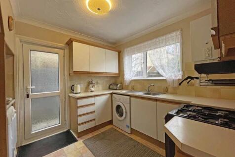 Severn Place 88 - Kitchen 2.jpg