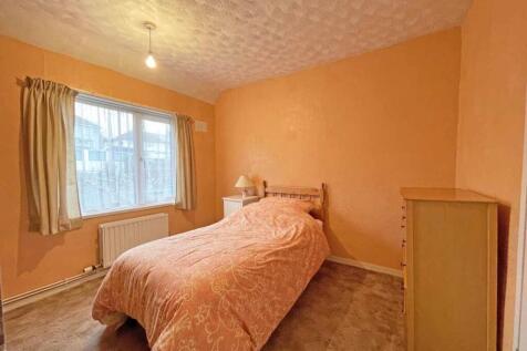 Severn Place 88 - Bed 2.jpg