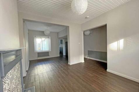 Hotham Place 15 New Lounge.jpg