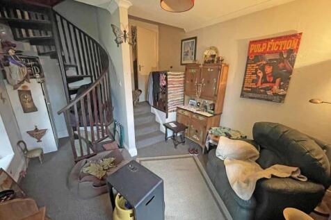 Salisbury Road 94c Living Room Front.jpg