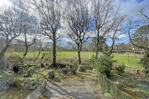 Whitleigh Avenue 64 Front Outlook...jpg
