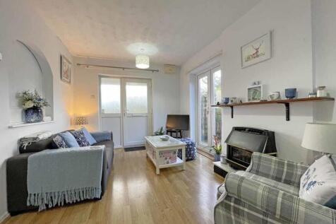 Whitleigh Avenue 64 Living Room 1.jpg