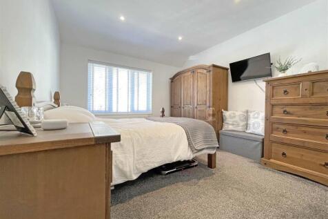 Pike Road 10 - Master Bedroom.jpg
