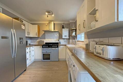 Temeraire Road 85 kitchen for inside...jpg