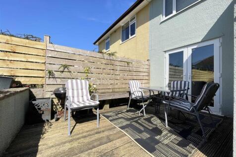 Great Berry Road 52 - Patio.jpg