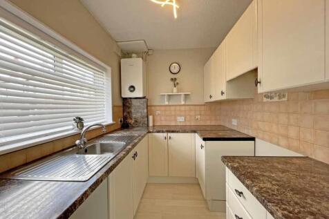 Bowden Park Road 21 Kitchen.jpg