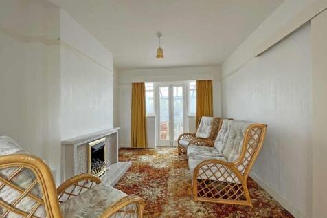 Churchway 169 Dining Area.jpg
