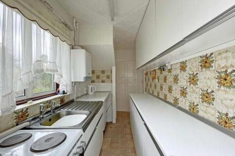 Churchway 169 - Kitchen.jpg