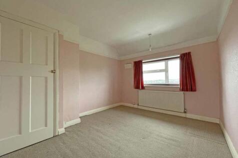 Churchway 169 Bed 2.jpg