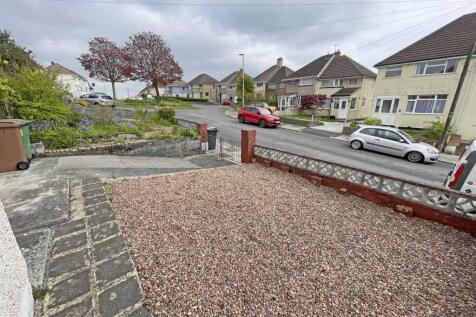 Churchway 169 Front Garden.jpg
