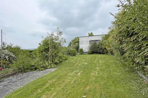 Churchway 169 Garden 1.jpg