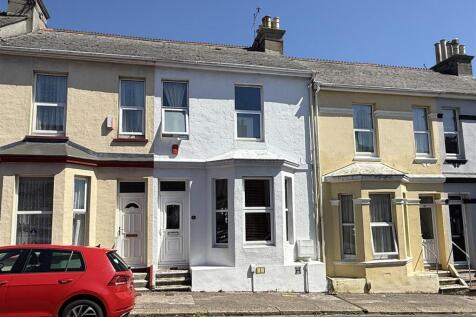 Cotehele Avenue 90 - Front.jpg