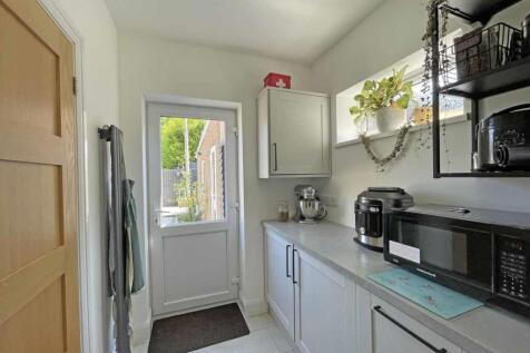Beacon Down Avenue 40 - Utility.jpg