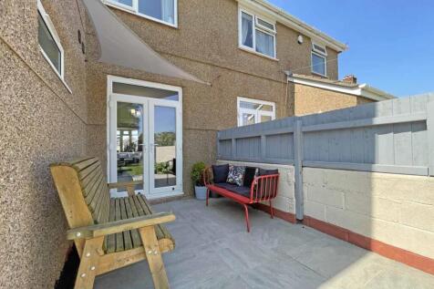 Beacon Down Avenue 40 - Garden 3.jpg