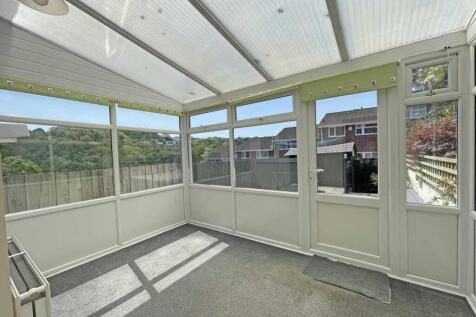 Rigdale Close 71 - Conservatory.jpg