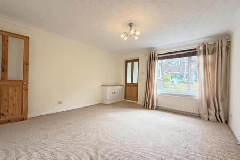 Rigdale Close 71 - New Living Room Two.jpg