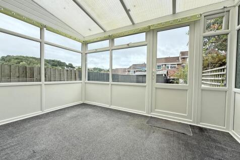 Rigdale Close 71 - New Conservatory.jpg
