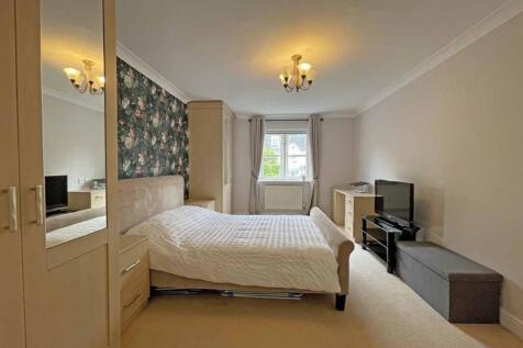 Temeraire Road 2 - Bed 1...jpg