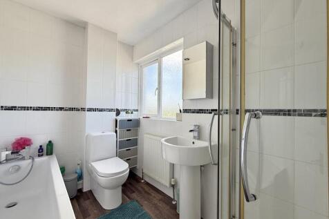 Mersey Close 66 - Bath.jpg