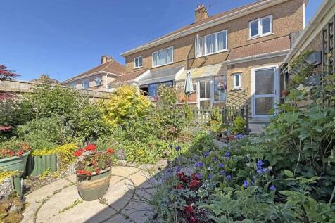 Lester Close 10 Rear.jpg