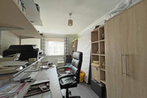 Morice Street 43 - Bed 2.jpg