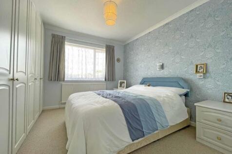 Eastcote Close 4 Bed 1.jpg