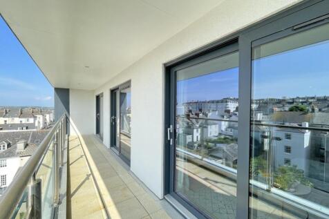 Peirson House 63 - Balcony.jpg