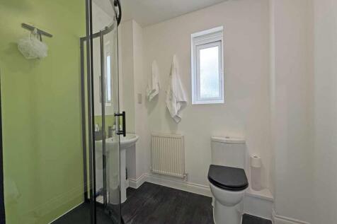 Frobisher Approach 75 - En-Suite 2.jpg