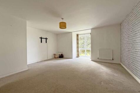 Samuel Bassett Avenue 6 New Living Room.jpg