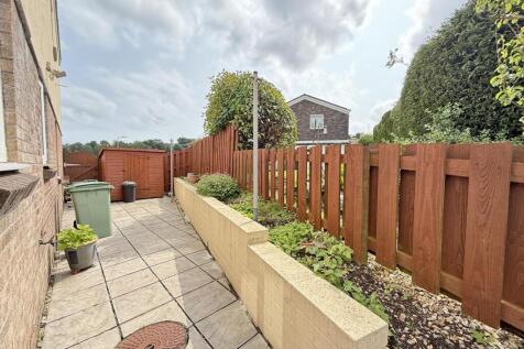 Beaumaris Close 1 - Garden Side.jpg