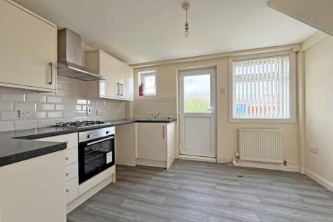 Allenby Road 21 - Kitchen Front.jpg
