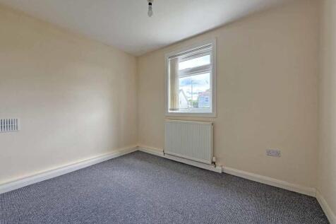 Allenby Road 21 - Bed 2.jpg