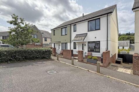 Ivy Drive 27 - Front 2.jpg