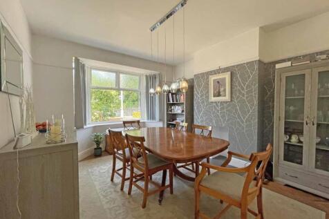 Central Park Avenue 11 - Dining Room Front...jpg