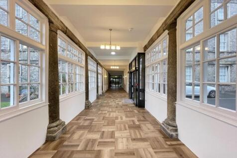 Evans Court 1a, Craigie Drive - Colonade 3.jpg