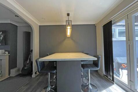 Erlstoke Close 36 - Dining Area...jpg