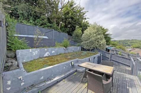 Erlstoke Close 36 - Garden 3.jpg